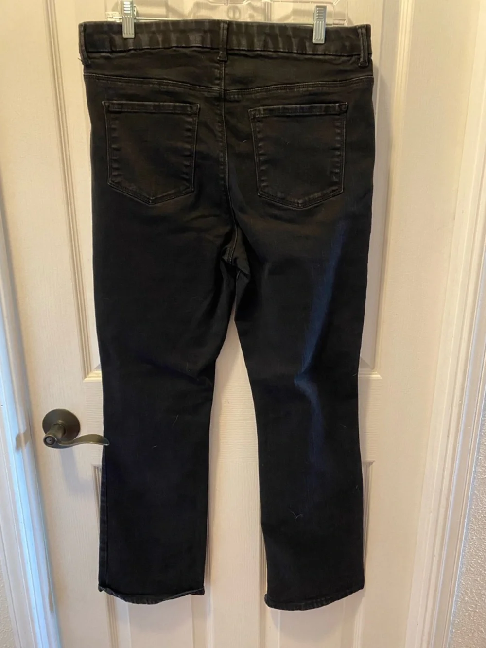 Time and Tru Black Straight-Leg Men’s Jeans - Picture 2 of 3